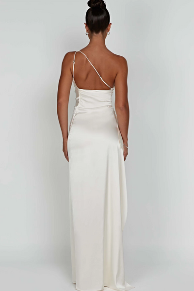 Loralei | Satynowa Sukienka z Asymetrycznym Dekoltem