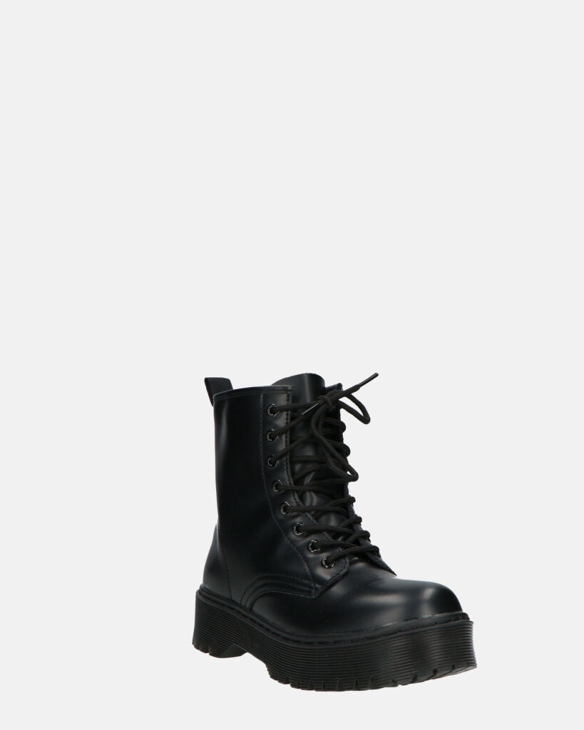 MENNY | Botki Wojskowe Z Sznurówkami Do Kostki W Eko-Skórze