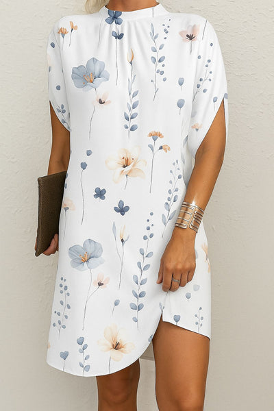 Trudy | Krótka Sukienka Satynowa Czarna z Rękawem Nietoperza