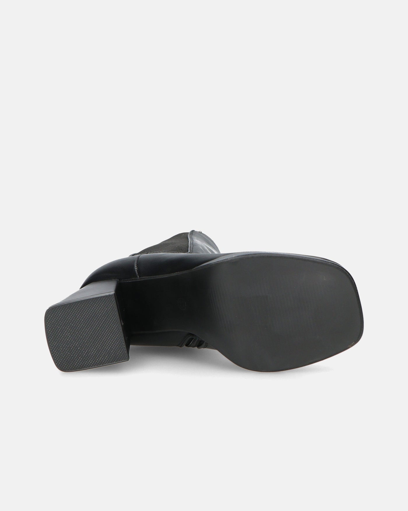 YUKI | Botki na Słupku z Boczny Zamek