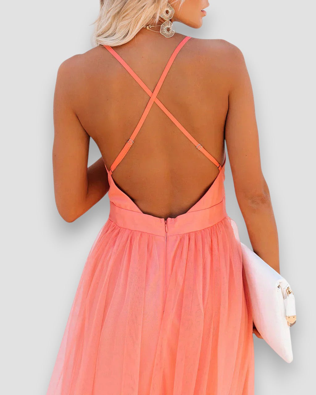 Aurora | Sukienka Petal Dust Maxi | Eteryczna Elegancja w Odcieniu Morelowym